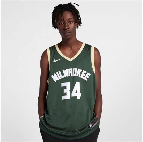 Giannis antetokounmpo artık nba'in yeni yıldızlarından biri. Nike Giannis Antetokounmpo Milwaukee Bucks Trikot Icon ...