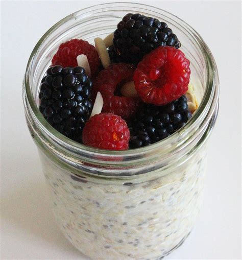 So easy and perfect for a quick healthy breakfast on the go! Overnight Oats Recipe | POPSUGAR Fitness