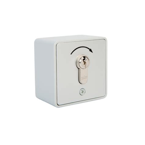 Universal Key Switch 1 Contact Surface Mounted Or Flush Mounted
