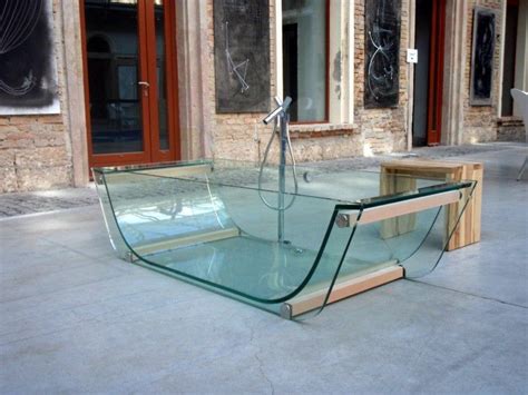 Tulip Glass Tub Combined With Wood At Design Week Budapest