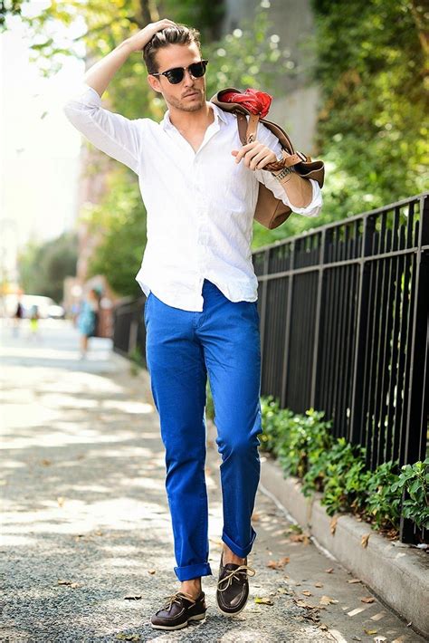 Phenomenal 10 Colors Inspiration For Chino Pants You Can Wear In Summer