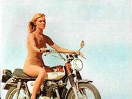 Naked Gilda Texter In Vanishing Point