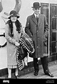 Henry Ford e sua moglie Clara Bryant Ford, 1928 Foto stock - Alamy