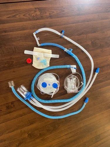 Neonatal Cpap Heated Wire Circuit With Chamber And Nasal Cannula And