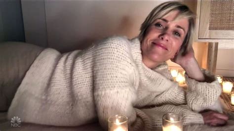 Kristen Wiig Flashes Her Boobs Pics Video Onlyfans Leaked Nudes
