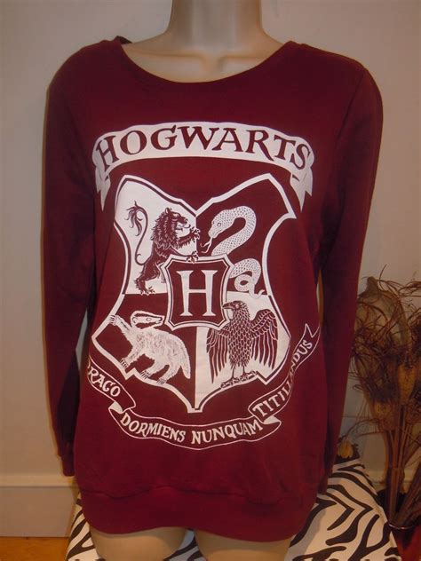 Primark Burgundy Official Harry Potter Hogwarts Logo Sweatshirt New