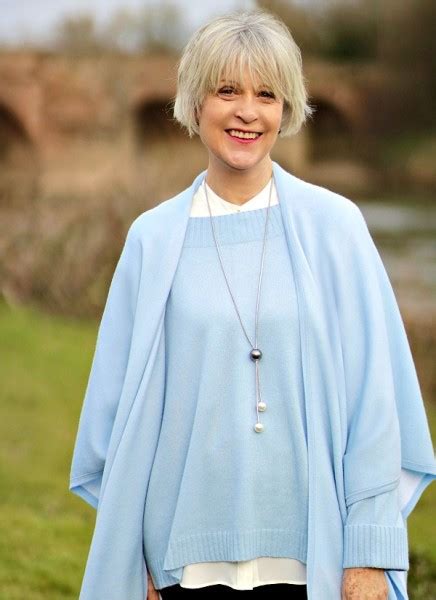 Should Older Women Wear Pastel Colours Chic At Any Age