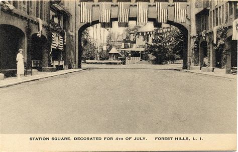 Forest Hills Inn In Station Square Decorated For 4th Of Ju