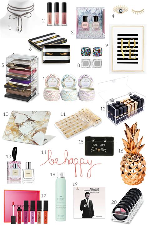 Here are 31 great valentine's day gift ideas for her that come in under $25. Gift Ideas for Her Under $25 | Gift Guide | Mash Elle