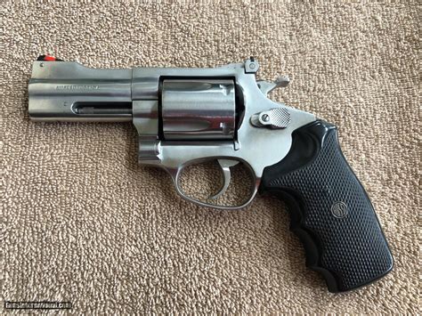 Very Nice Rossi Revolver Model 720 44 Special