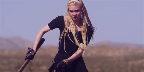 Grimes Says She Had Eye Surgery To Cure Depression