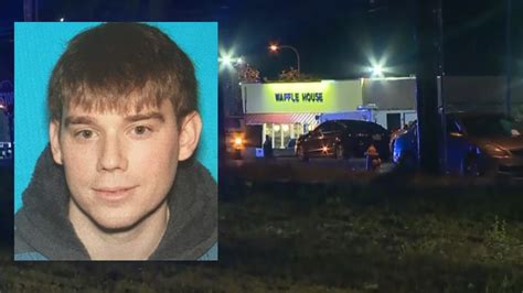 Waffle House Shooting 4 Dead After Gunman Opens Fire At Restaurant Near Nashville Tennessee