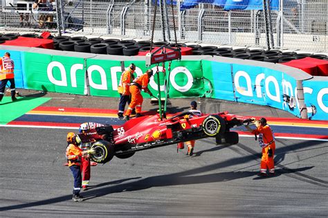 Whats Different About Sainzs Second Ferrari F1 Crash Streak The Race