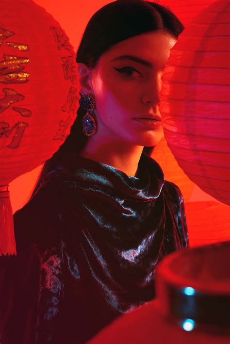 chinese-new-year-fashion-campaign-for-au-pont-rouge-on-behance