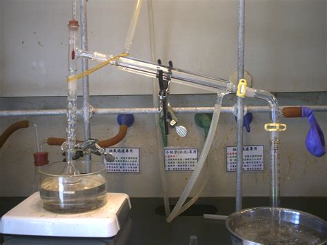 Petroleum is refined by fractional distillation. File:Fractional distillation apparatus.jpg - 维基百科，自由的百科全书