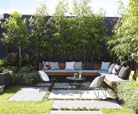 46 Amazing Small Courtyard Garden Design Ideas Pimphomee