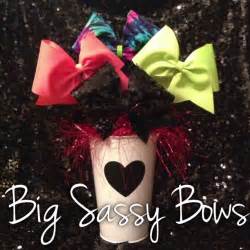 Pin By Brooke Hall On Big Sassy Bows Bow Bouquet Cheer Ts Cheer Bows