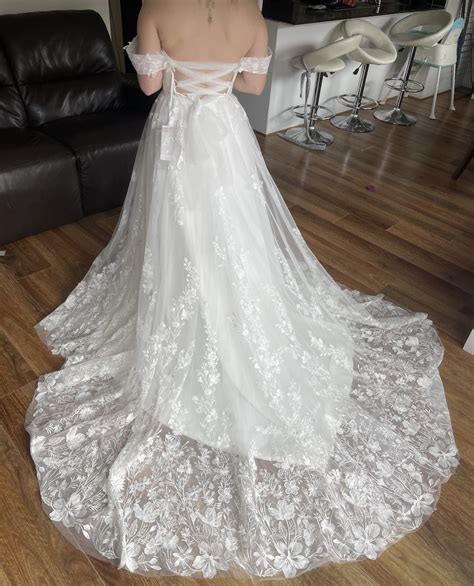 Madi Lane Brielle Ivory New Wedding Dress Save 27 Stillwhite