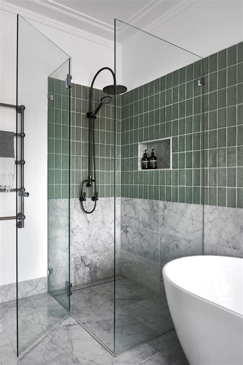 Modern bathrooms add a touch of luxury to your home and increase the value of your property. 10 ideas for gorgeous green bathrooms - Hello Peagreen