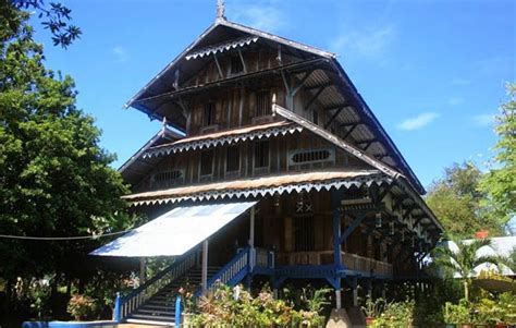 Rumah Adat Sulawesi Tenggara Banua Tada Gambar Dan Penjelasannya