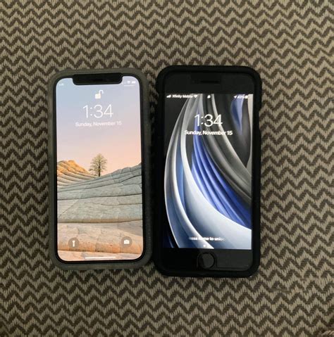 Iphone Mini Next To Iphone Se 2020 Scrolller