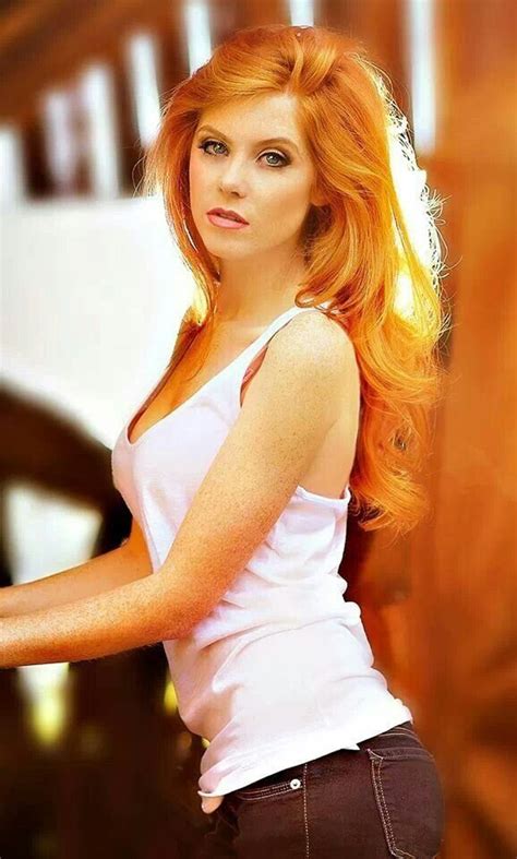 Pin By Brutus Brown On Gingersredheads Beautiful Redhead Redhead