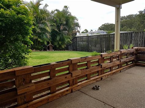 Diy Pallet Fence Projects Pallet Diy Diy Outdoor Decor Pallet Outdoor