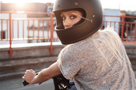 Des Motos Pour Les Femmes De Petite Taille Upbikers