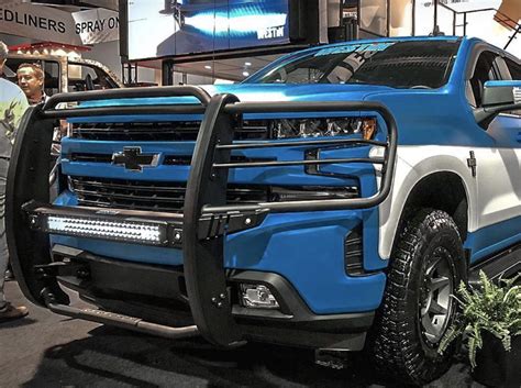 Westin Reveals Aftermarket Off Road Bumpers For 2019 Silverado Gm