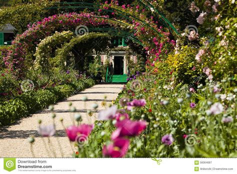 Claude monet's home in giverny. Haus Von Claude Monet In Giverny Stockbild - Bild von ...