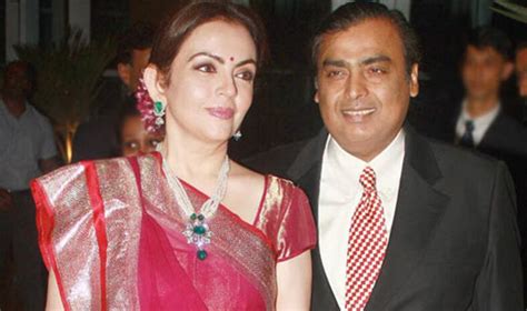 Mukesh Ambani Wife Nita Get Life Threat In Call To Reliance