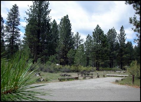 Hat creek campground is located in the lassen national forest north of lassen volcanic national park. Siskiyou County Camping: Hat Creek Campground