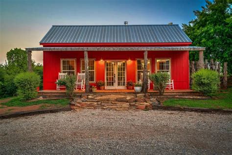 Oklahoma Couple Built Stunning Red Cottage In Farmhouse Style Tiny Houses