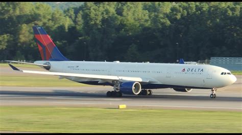 Delta Airlines Airbus A330 300 N802nw Takeoff From Msp Youtube