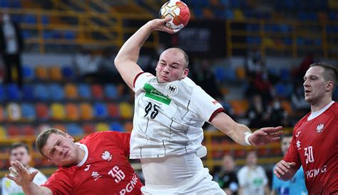 Die handball bundesliga frauen (hbf) ist der zusammenschluss der am. Handball-WM: Deutschland vs. Polen in der Hauptrunde im Liveticker zum Nachlesen - Remis! DHB ...