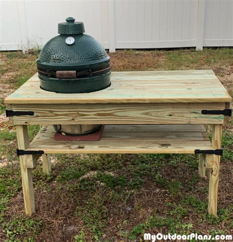 If you love your big green egg or kamado joe, then give it a good home to hang out in. DIY Big Green Egg Medium Egg Bench | MyOutdoorPlans | Free Woodworking Plans and Projects, DIY ...