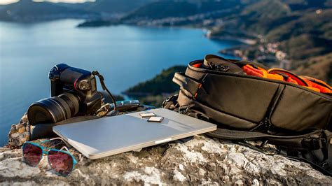 12 Top Camera Bags For Traveling Photographers Expert