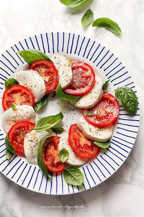 Check spelling or type a new query. Insalata Caprese: Ricetta originale e Consigli per un ...