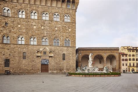 The tradition doesn't stop even in our times as palazzo vecchio is now the seat of the municipality of florence. RenEU - Palazzo Vecchio - Machiavelli and the Florentine ...