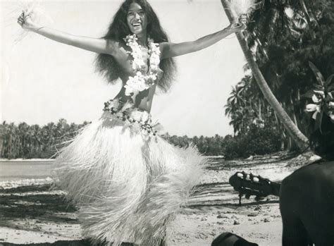 Vintage Tahiti Polinesia Pinterest Tahiti Hula And Hawaii