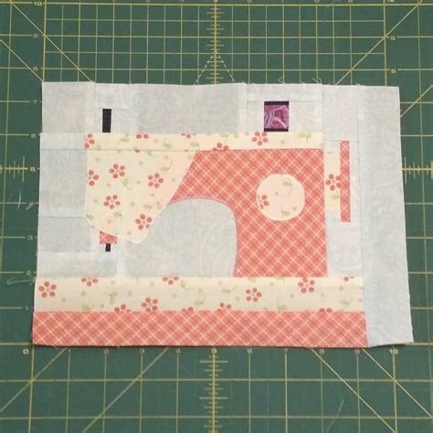 You don't need to be an expert to use a sewing machine; DOD Mystery Blog: More Sewing Machine Blocks: Cathy