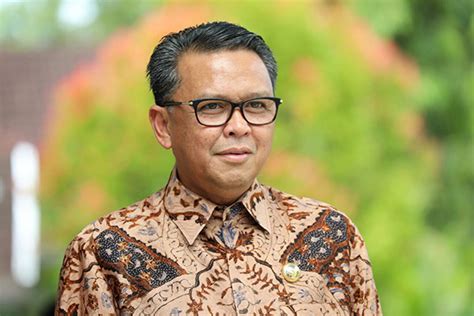 Pilpres 2019 Gubernur Sulawesi Selatan Dukung Jokowi Dua Periode