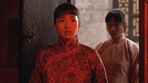 Nor is he always able to strike a balance between these interests and the structural demands of his story. Raise the Red Lantern | China-Underground Movie Database