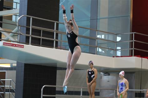 Dominant Diving Squad Heads To Minnesota The Cougar