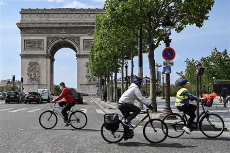 Marais District Sightseeing Bike Tour In Paris 2023 Ph