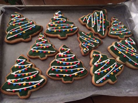 Christmas Tree Cookies Sugar Cookie Designs Cookie Decorating