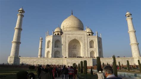 Huge Crowd At Taj Mahal As Ticket Windows Reopen India News