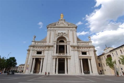 Basilica Di Santa Maria Degli Angeli Sito UNESCO Assisi ViaggiArt