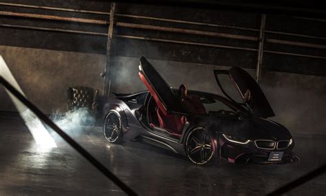 The body kit must be inspired by 1995's batman forever because it's very purple. BMW-i8-Dark-Knight-EVO-31 - tuningblog.eu - Magazin