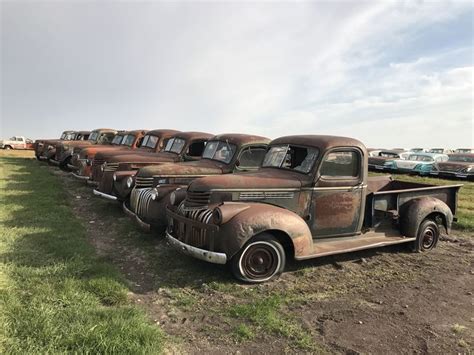 Rusty Old Trucksi Think The Two Closest To This End Are 41 Chevys